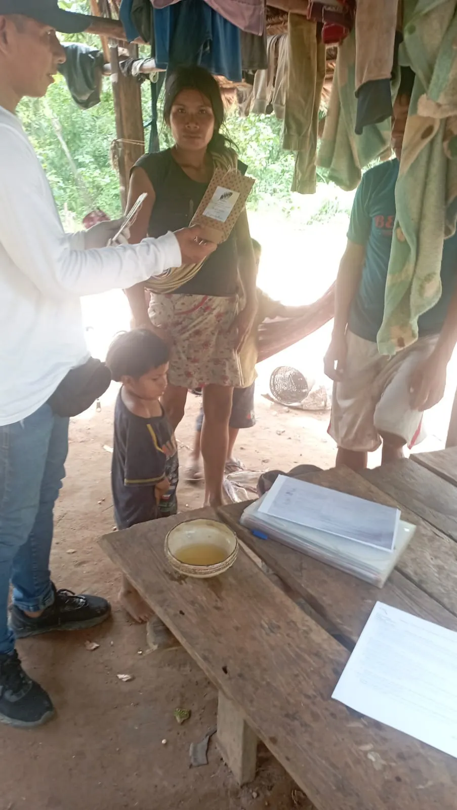 Entrega de tratamientos en la comunidad